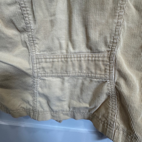 Limited Edition Aeropostale Women's Utility Jacket in a butter yellow shade. - Picture 8 of 9